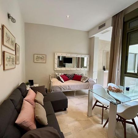 Apartamento Sierpes-Azofaifo Севілья Екстер'єр фото